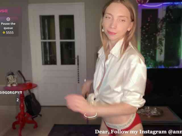 AnnaDarko webcam