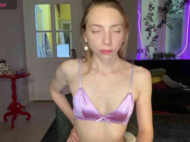 AnnaDarko webcam