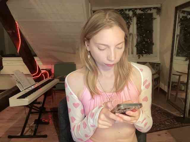 AnnaDarko webcam