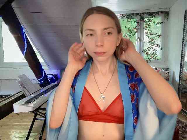 AnnaDarko webcam