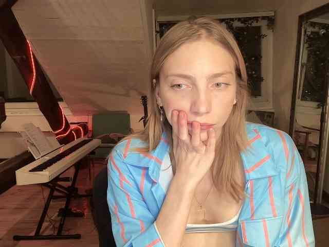 AnnaDarko webcam