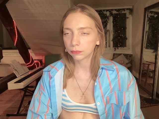 AnnaDarko webcam