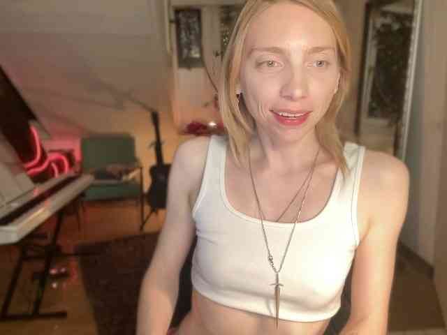 AnnaDarko webcam