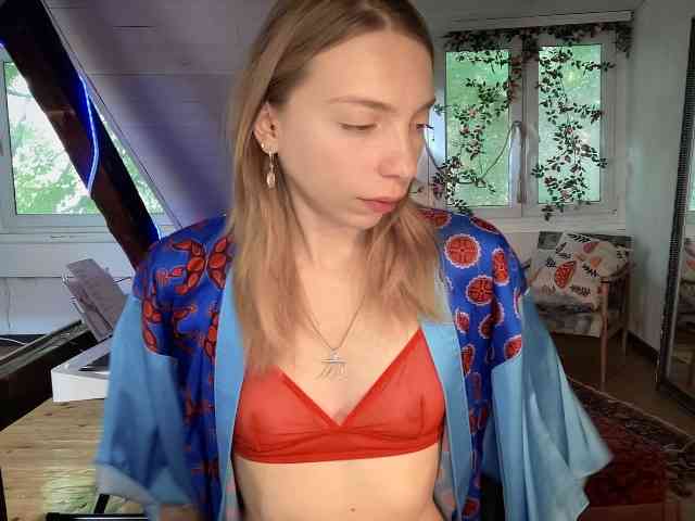 AnnaDarko webcam