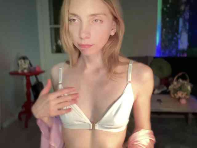AnnaDarko webcam