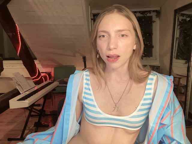 AnnaDarko webcam