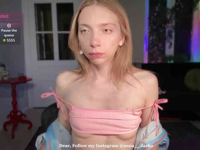AnnaDarko webcam