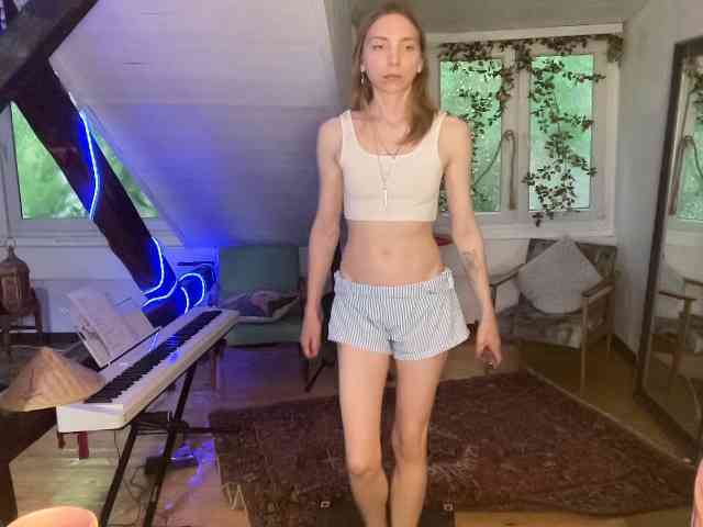 AnnaDarko webcam