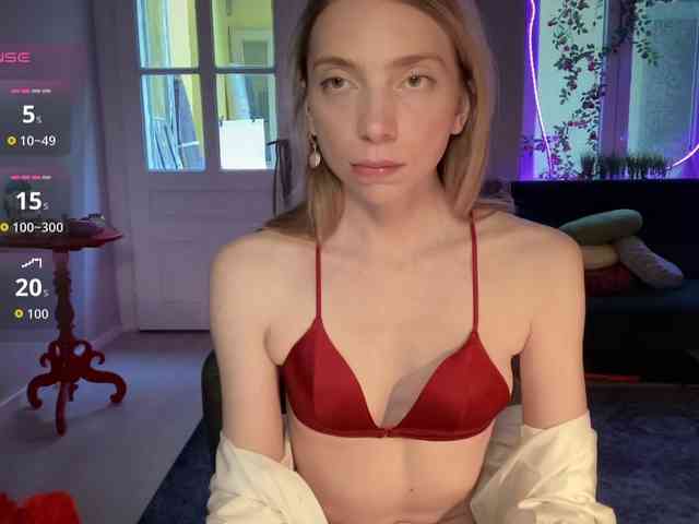AnnaDarko webcam