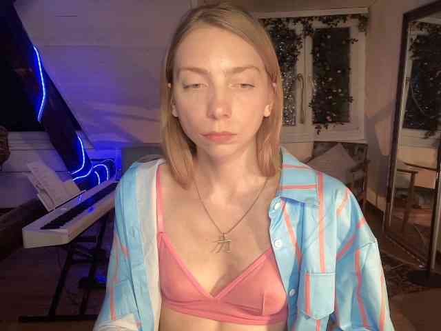 AnnaDarko webcam