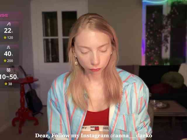 AnnaDarko webcam