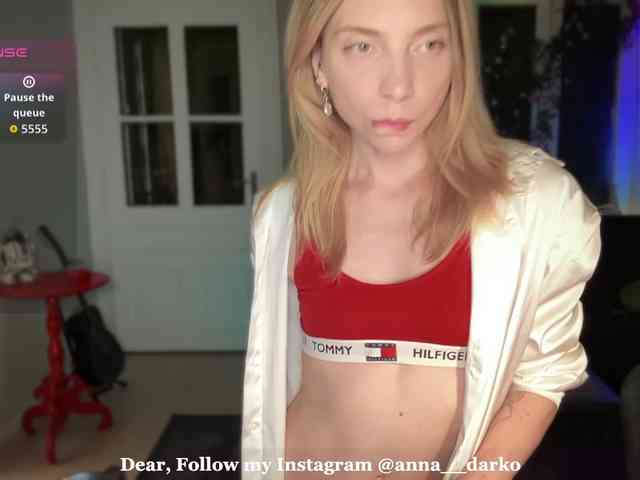AnnaDarko webcam