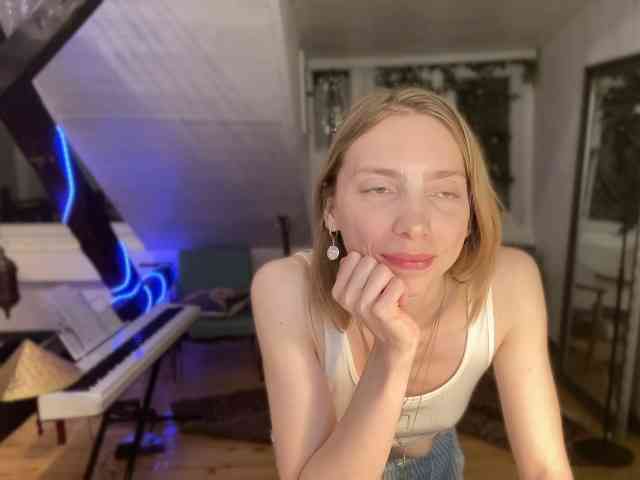 AnnaDarko webcam