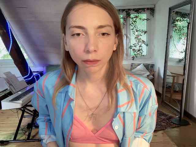 AnnaDarko webcam