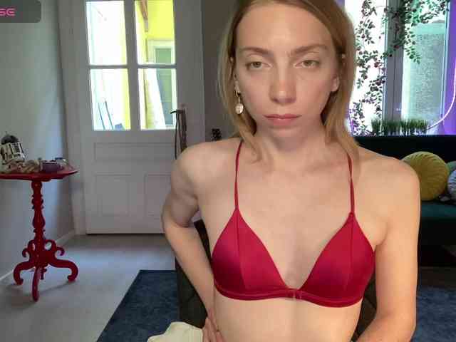 AnnaDarko webcam