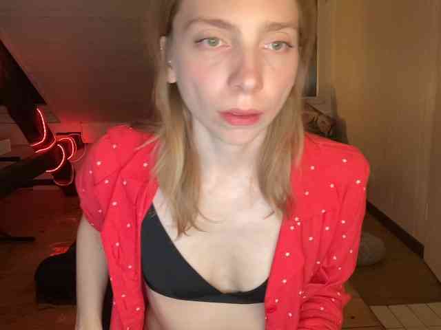 AnnaDarko webcam