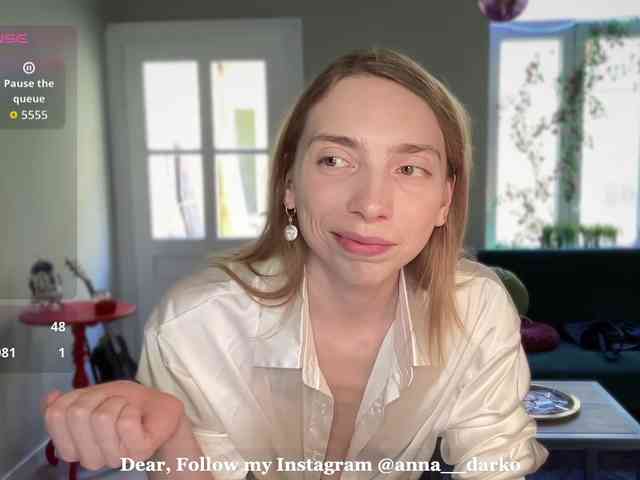 AnnaDarko webcam