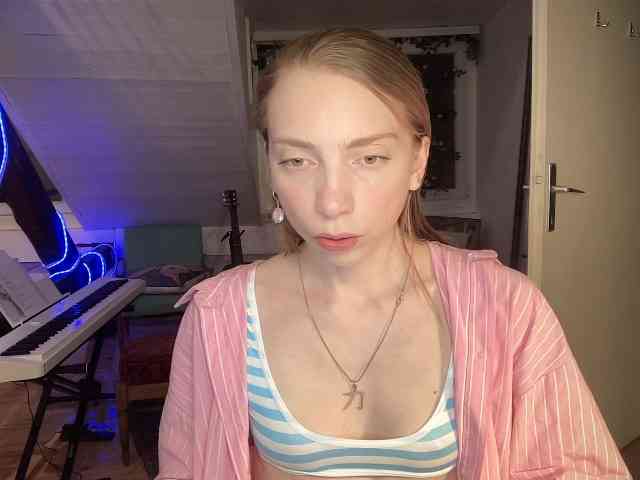 AnnaDarko webcam