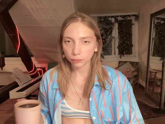 AnnaDarko webcam