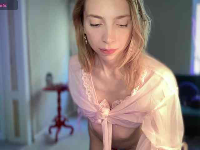AnnaDarko webcam