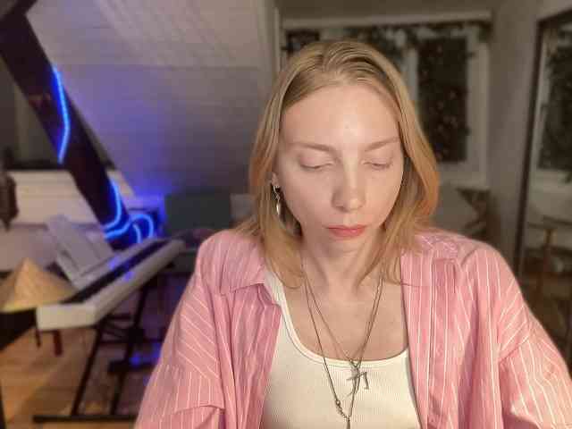 AnnaDarko webcam