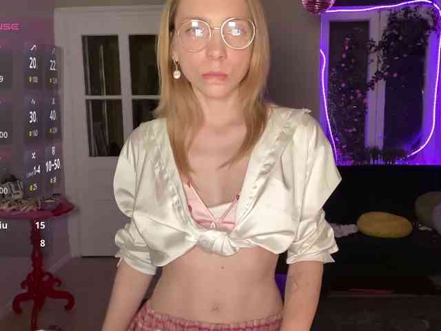 AnnaDarko webcam