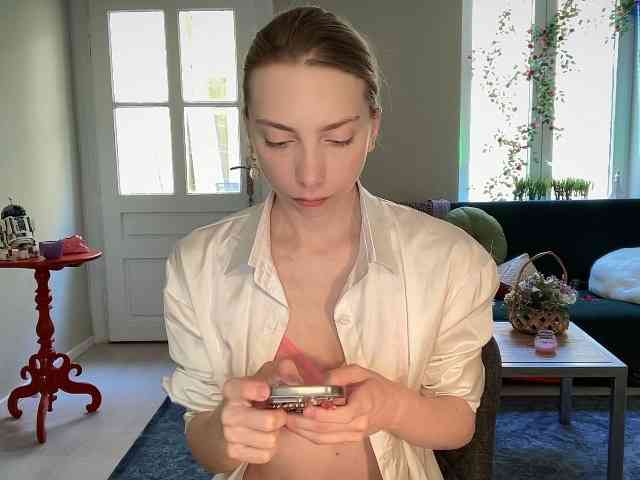 AnnaDarko Live Webcam on BongaCams