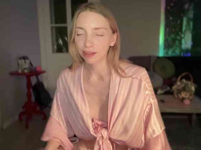 AnnaDarko webcam