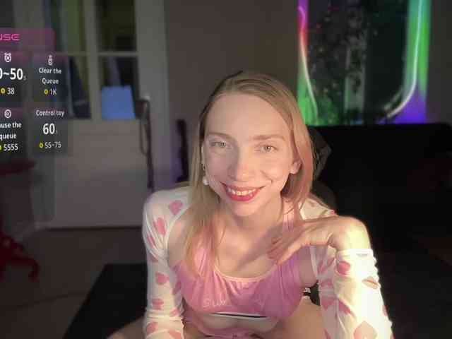 AnnaDarko webcam