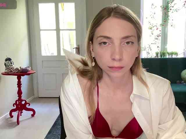 AnnaDarko