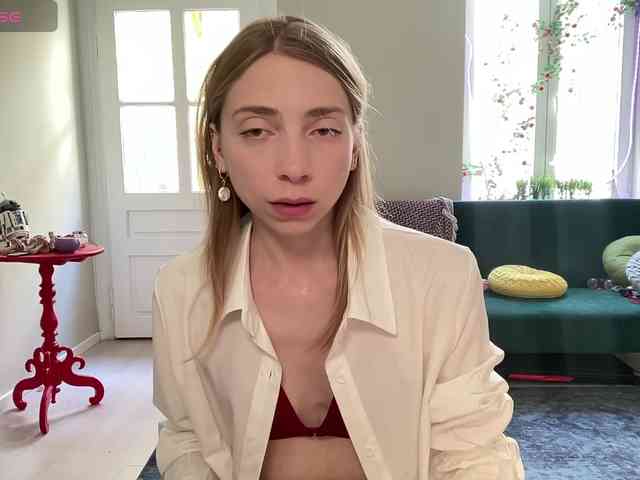 AnnaDarko webcam