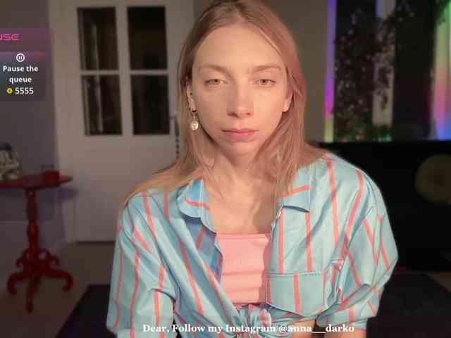 AnnaDarko webcam