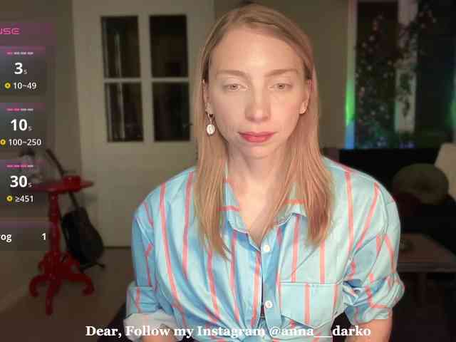 AnnaDarko webcam