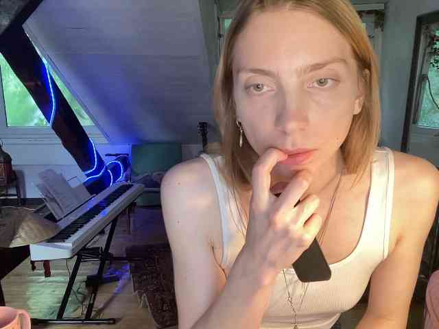 AnnaDarko webcam