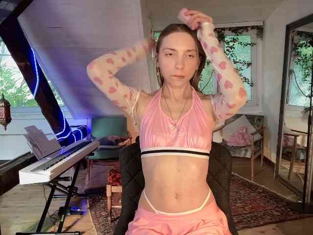 AnnaDarko webcam