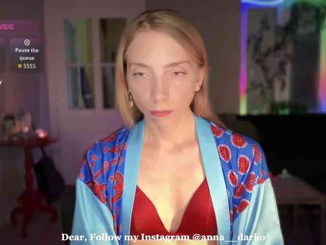 AnnaDarko webcam