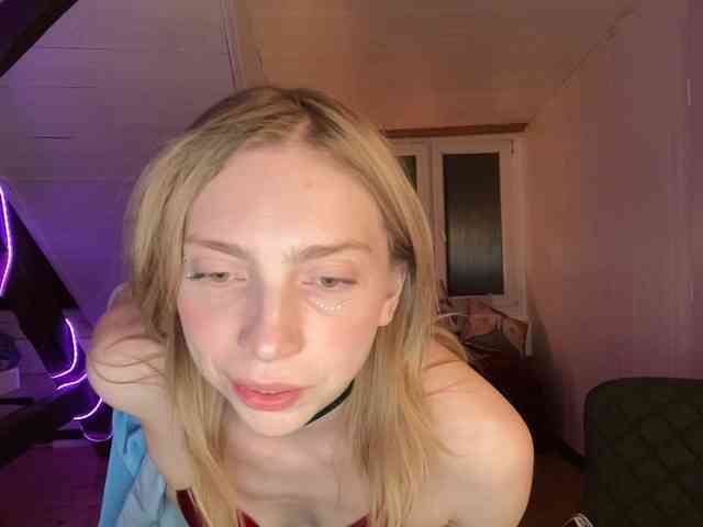 AnnaDarko webcam