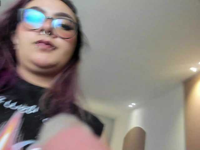 LoiseHarper live cam on UnifiedCams