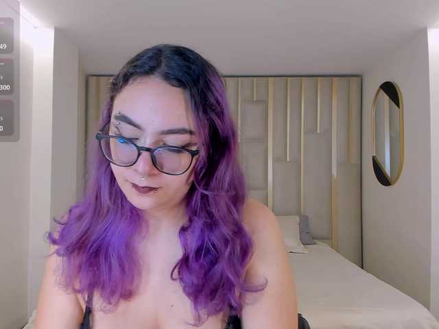 LoiseHarper live cam on BongaCams