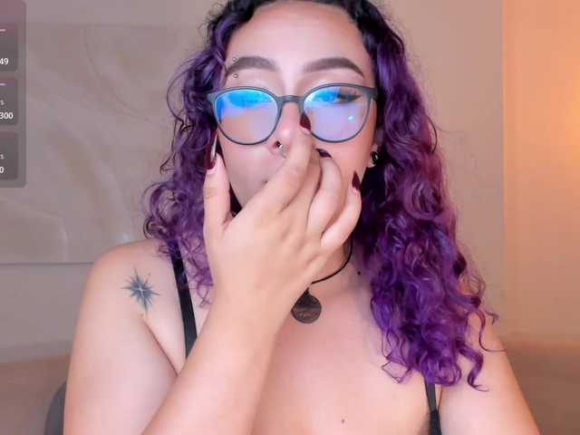 LoiseHarper live cam on BongaCams