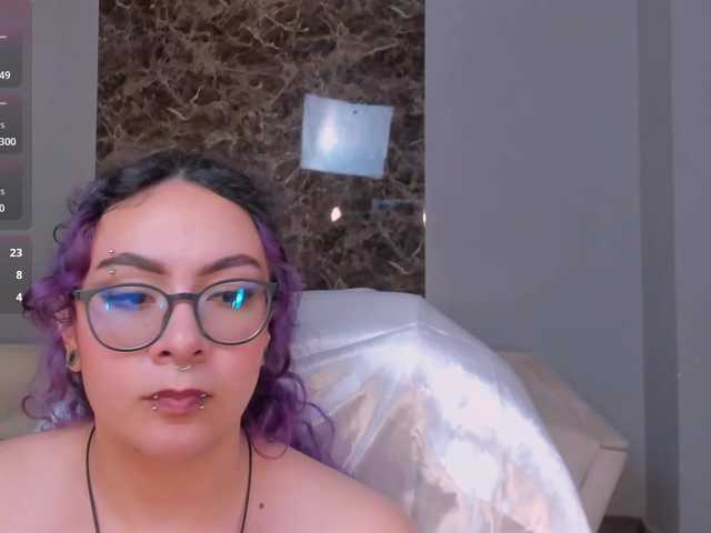 LoiseHarper live cam on BongaCams