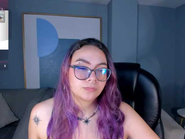 LoiseHarper live cam on BongaCams