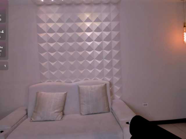 LoiseHarper live cam on BongaCams