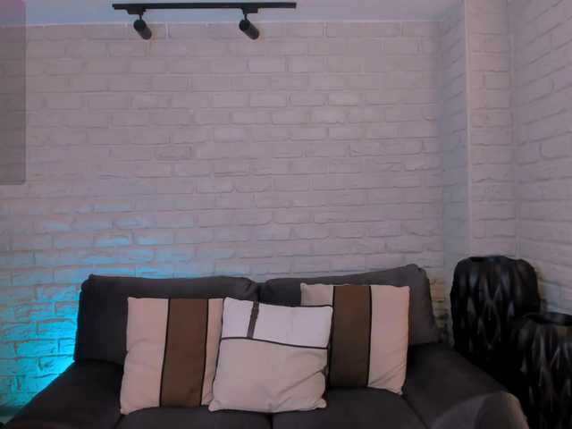 LoiseHarper live cam on BongaCams