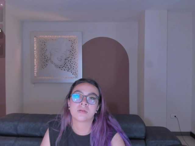 LoiseHarper live cam on BongaCams