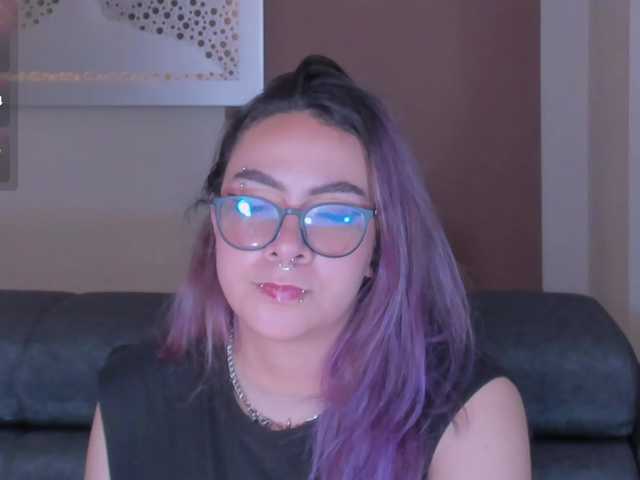 LoiseHarper live cam on BongaCams