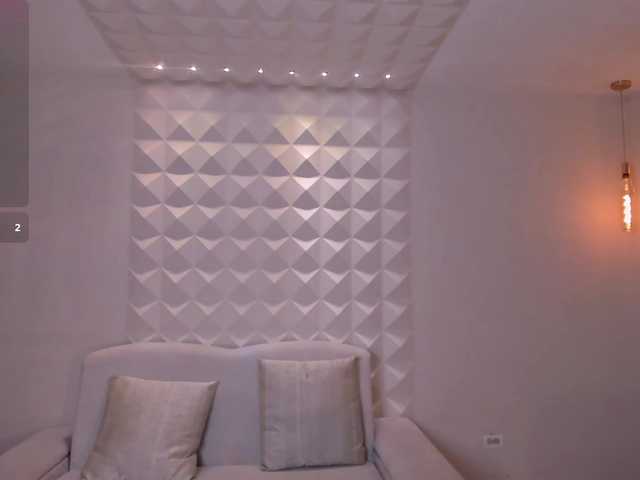 LoiseHarper live cam on BongaCams