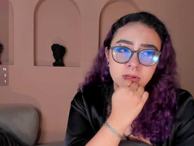 LoiseHarper live cam on BongaCams