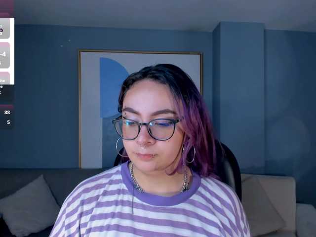 LoiseHarper live cam on BongaCams