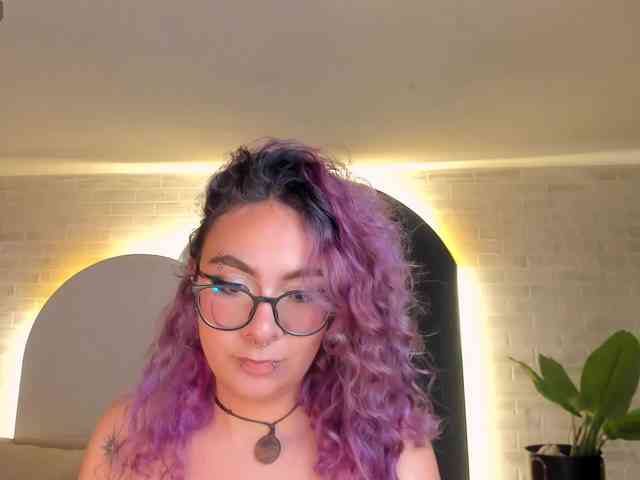 LoiseHarper Live Webcam on BongaCams
